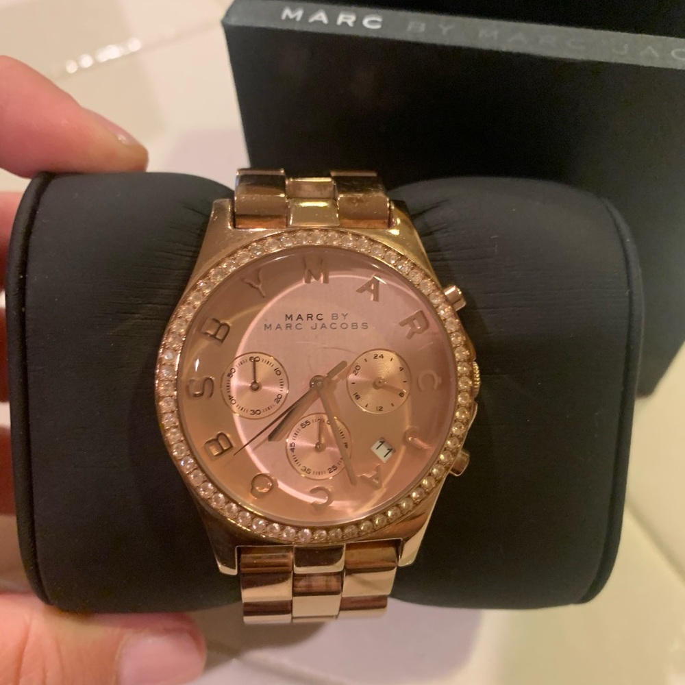 Marc Jacobs rose gold watch